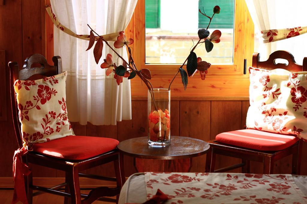 Hostal Escartin Sabiñánigo Esterno foto