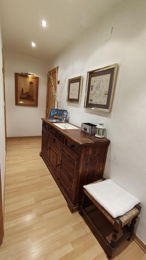 Hostal Escartin Sabiñánigo Esterno foto