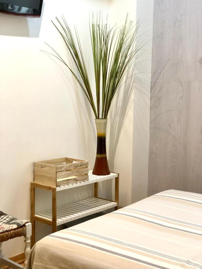 Hostal Escartin Sabiñánigo Esterno foto